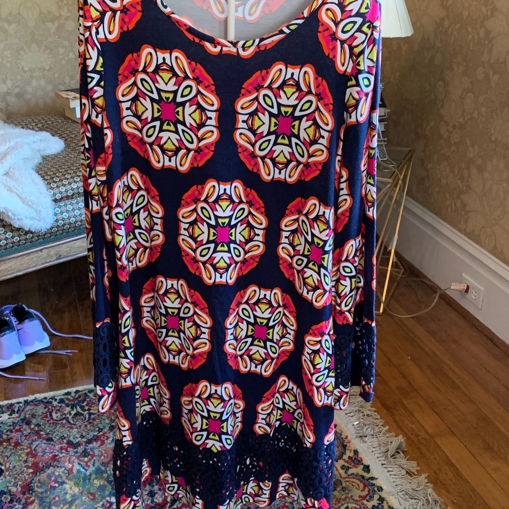 Crown&Ivy wide wide bell sleeves dress.‎ Worn once. Retail 98